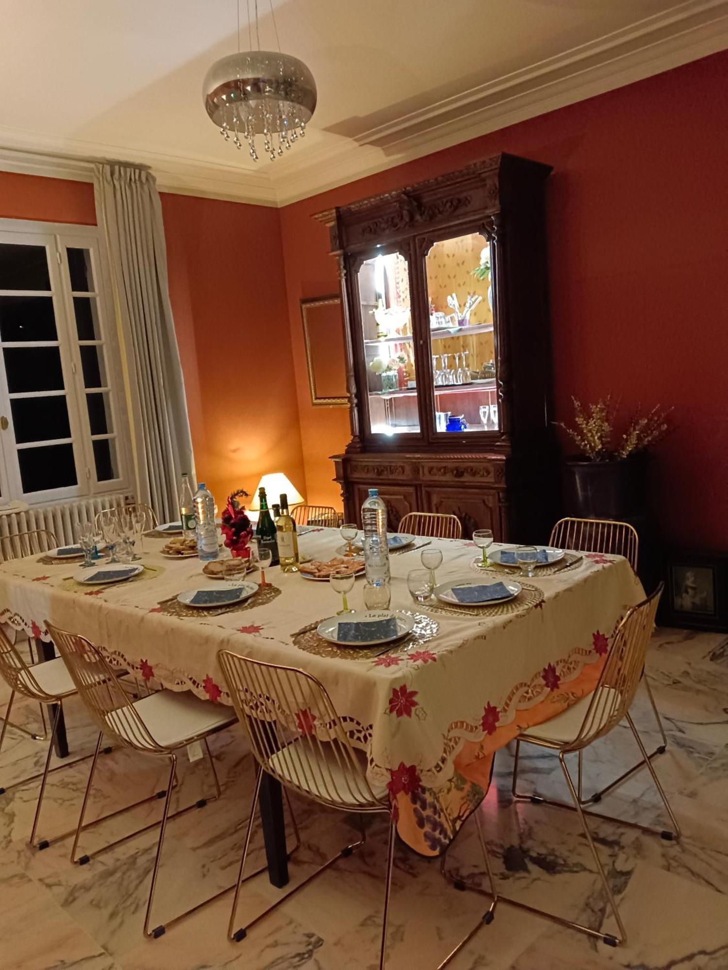 La Maison Basque 洛特河河畔圣利夫拉德 外观 照片